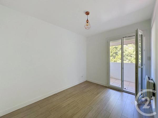 Maison à vendre  7 pièces - 152 m 2   GRIGNY  - 69