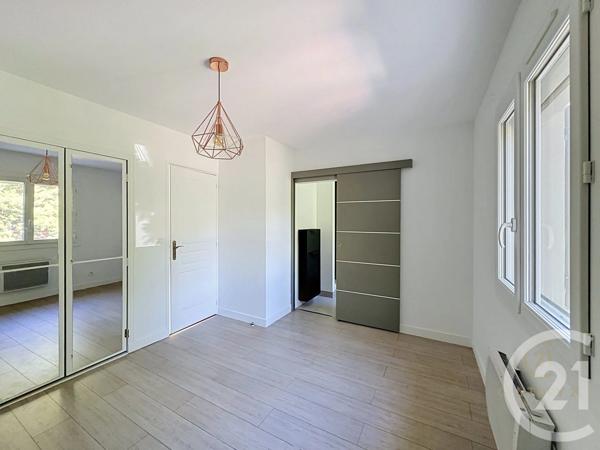 Maison à vendre  7 pièces - 152 m 2   GRIGNY  - 69