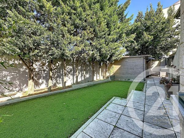 Maison à vendre  7 pièces - 152 m 2   GRIGNY  - 69