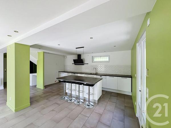 Maison à vendre  7 pièces - 152 m 2   GRIGNY  - 69