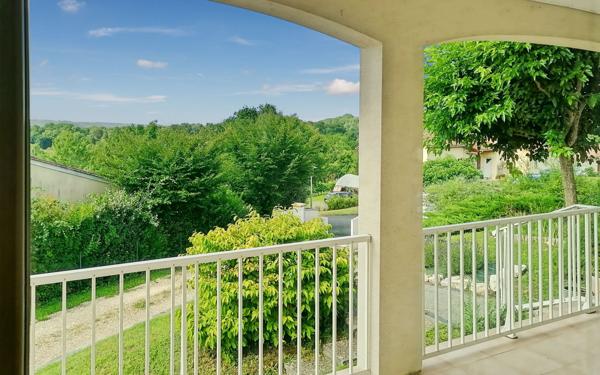 Maison à vendre    4 pièces •  Saint-Astier