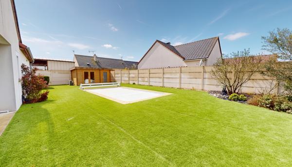 Maison récente entièrement rénovée avec piscine et spa - Trouy Bourg
