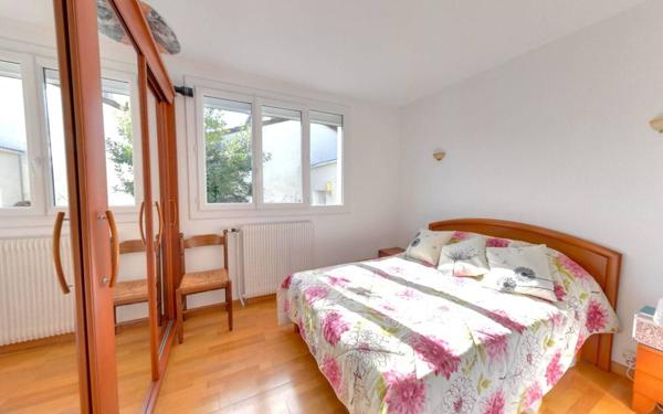 Maison à vendre    5 pièces • 128,30 m2 Roissy-en-Brie