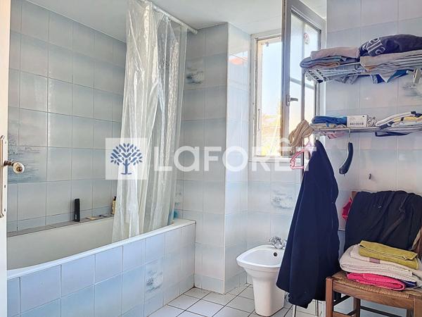 Achat maison près de BRESSUIRE - 5 pièce(s) - 163 m² - 149 240 €