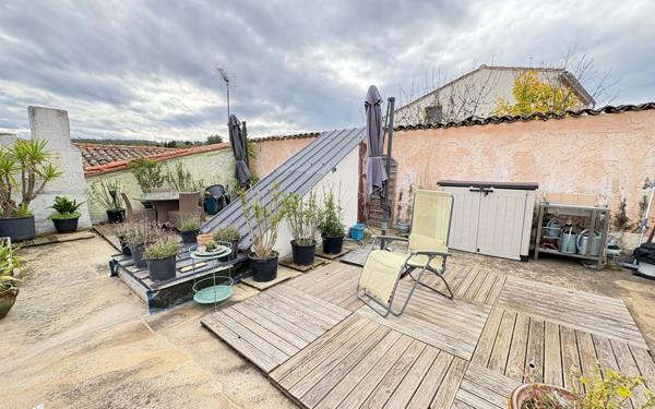 Maison à vendre    4 pièces •  La Cassaigne