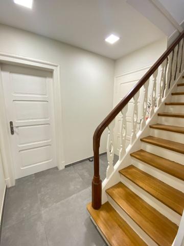 Maison - 6 pièces - 166 m²