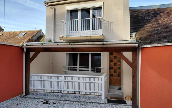 Maison à vendre    5 pièces • 96 m2 Nemours