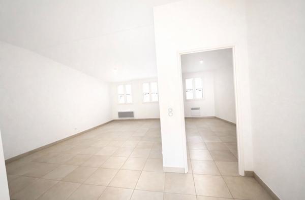 Immeuble - 5 appartements (T2-T4) avec terrasse et 5 box