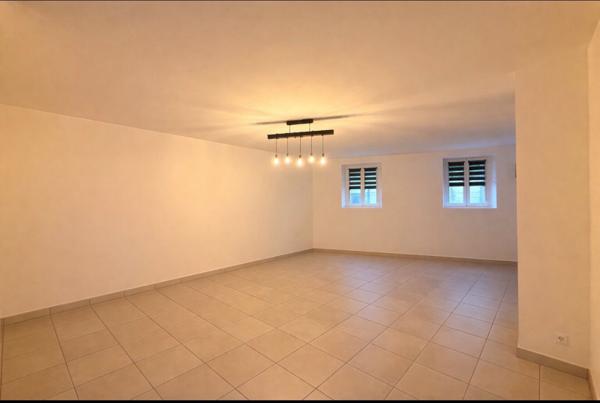 Immeuble - 5 appartements (T2-T4) avec terrasse et 5 box