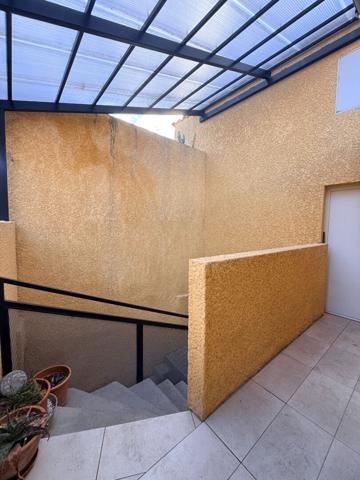 Immeuble - 5 appartements (T2-T4) avec terrasse et 5 box