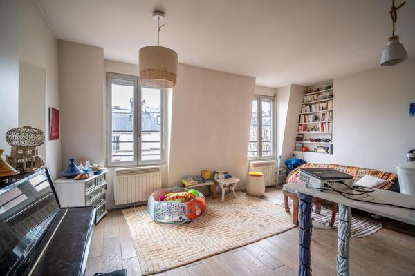 Charmant 2 pièces, lumineux et emplacement idéal