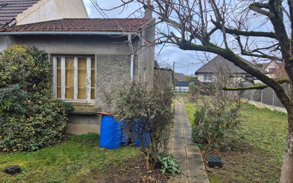 Maison à vendre    2 pièces •  Noiseau