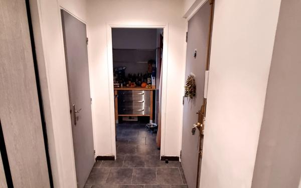 Appartement à vendre    3 pièces • 49 m2 Cagnes-sur-Mer