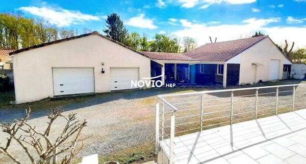 Maison d'habitation avec garage