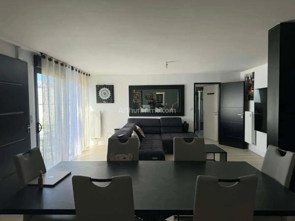Vente                                                      Maison
                        
                     5 pièces                      112 m2                     à Pluneret