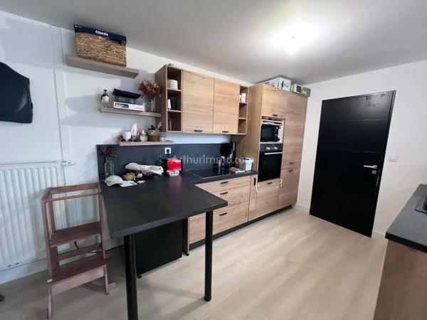 Vente                                                      Maison
                        
                     5 pièces                      112 m2                     à Pluneret