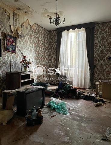 Maison de village à rénover avec garage et jardin