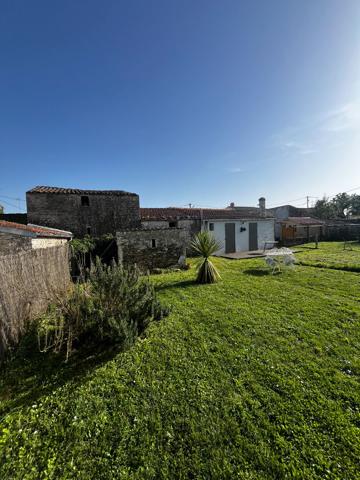 Le Château d'Oléron - Ensemble immobilier chais et dépendances rénovées