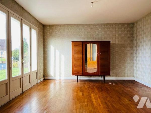 A vendre sur la commune de Avranches à Saint-Martin-des-Champs, dans un quartier recherché à de...