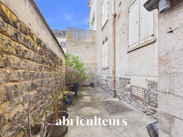 Bel appartement lumineux 50,7 m² 2 pièces Courbevoie