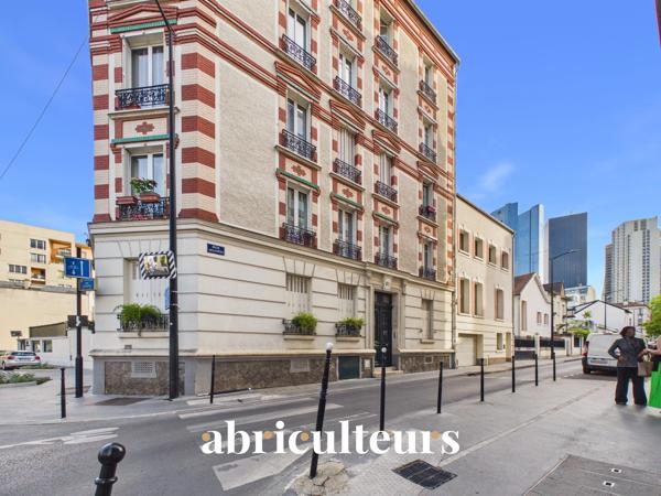 Bel appartement lumineux 50,7 m² 2 pièces Courbevoie