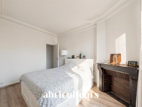 Bel appartement lumineux 50,7 m² 2 pièces Courbevoie