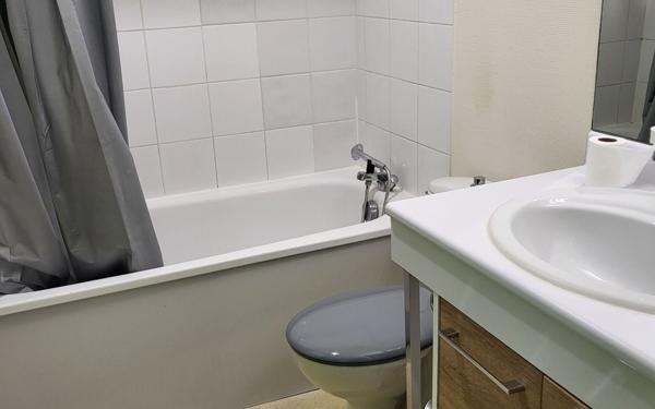 Appartement à louer    1 pièce •  Pessac