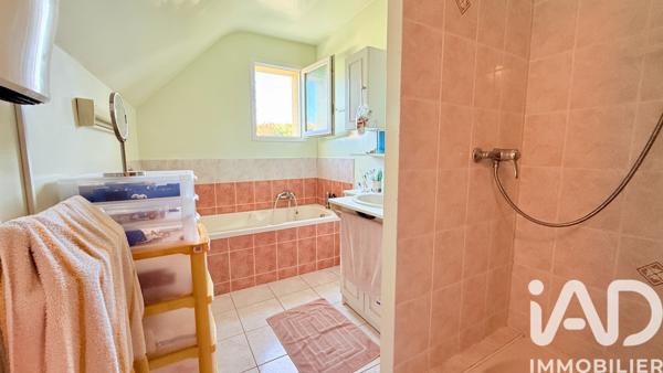 Maison à vendre 6 pièces 106 m² Moëlan-sur-Mer