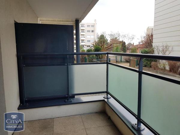 Appartement à louer 2 pièces 59.3m²