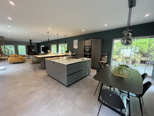 Maison à vendre |  Labastide-Marnhac |  7 pièces | 320 m²