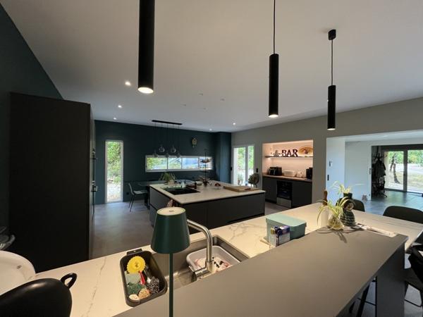 Maison à vendre |  Labastide-Marnhac |  7 pièces | 320 m²