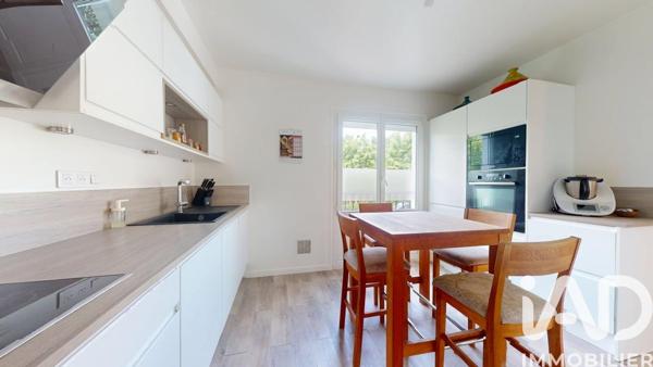 Maison à vendre 6 pièces 108 m² Élancourt