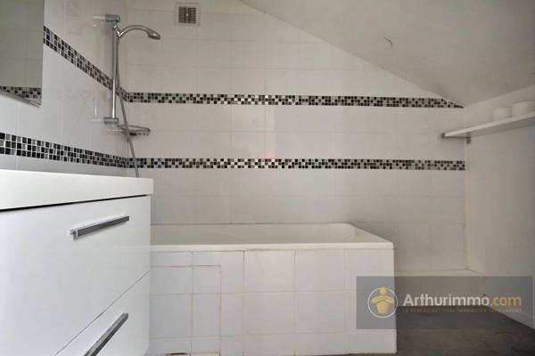 Vente                                                      Maison
                        
                     7 pièces                      161 m2                     à Créteil