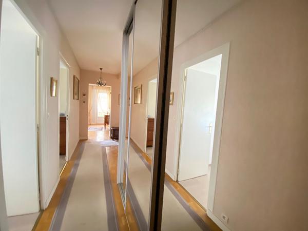 A VENDRE NANTES/PROCE APPARTEMENT BALCON/PARKING/CAVE