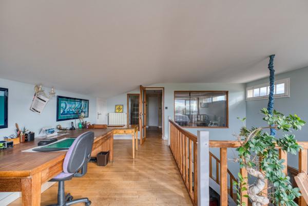 Propriété d’exception en bord de mer, au cœur d’un environnement naturel préservé