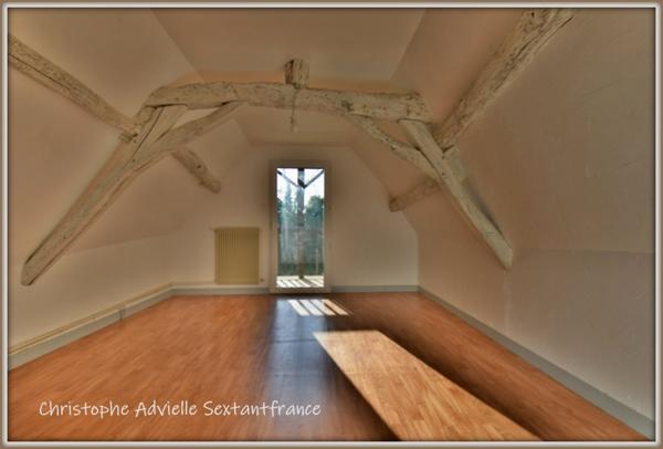 Périgourdine en pierres, rénovée, 3 chambres et un bureau sur terrain de 1820 M2 environ