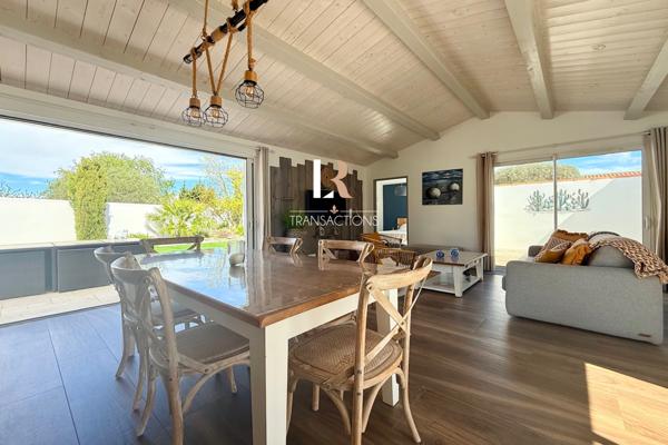 Saint-Martin-de-Ré (17410) St Martin - Maison rétaise à 700m de la plage