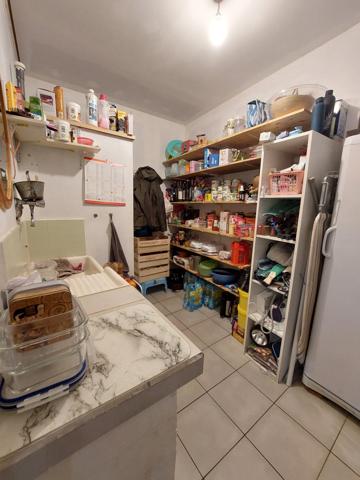 Valence-en-poitou (86700) Grande maison familiale en pierres