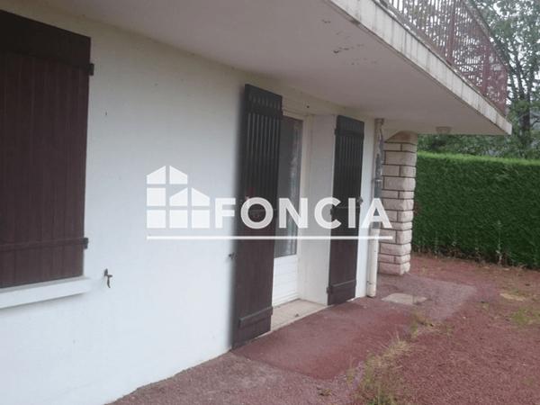 Location Studio 37.32 m² - 6 RUE DE GRENET Saunay 37110
