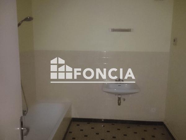 Location Studio 37.32 m² - 6 RUE DE GRENET Saunay 37110