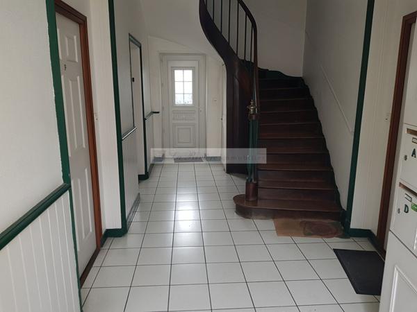 Immeuble de rapport locatif 6 appartements loués , Jarnac Immeuble de rapport locatif 6 appartements loués , Jarnac