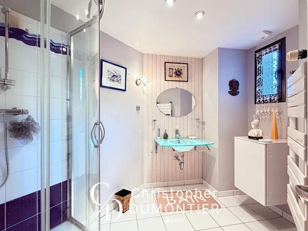 MAISON FAMILIALE 170 M²