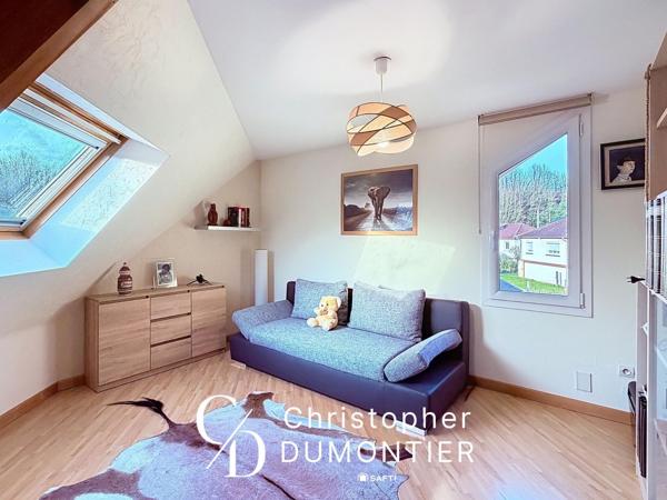 MAISON FAMILIALE 170 M²