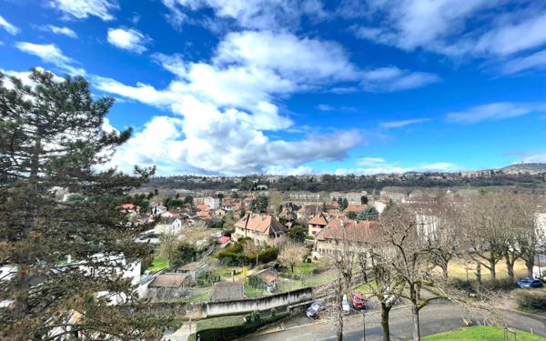 Appartement à louer    3 pièces • 53,15 m2 Caluire-et-Cuire