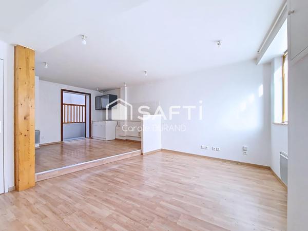 Maison de ville en pierre – cœur de La Verpillière