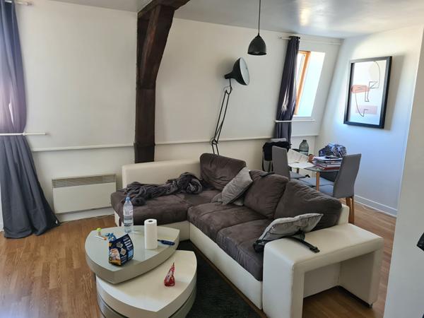 Location T2 SAINT-QUENTIN - Centre-ville