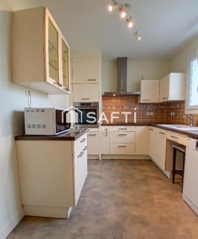 Magnifique appartement type T4  plein centre ville de Saintes  ! N'hésitez plus !