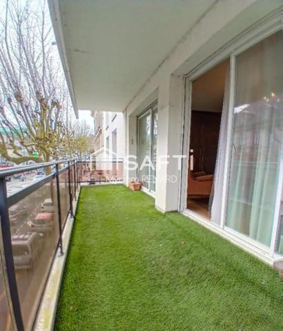 Magnifique appartement type T4  plein centre ville de Saintes  ! N'hésitez plus !