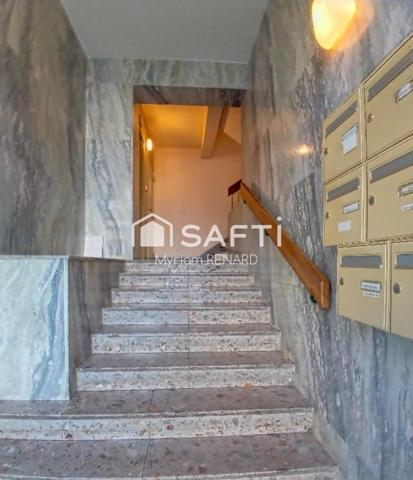 Magnifique appartement type T4  plein centre ville de Saintes  ! N'hésitez plus !