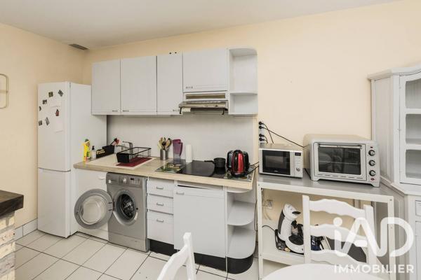 Location studio 9 m² Cergy